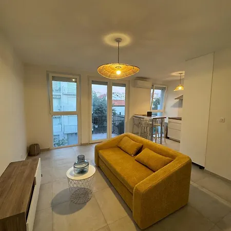Apartment Luxueux T2 A 100m De La